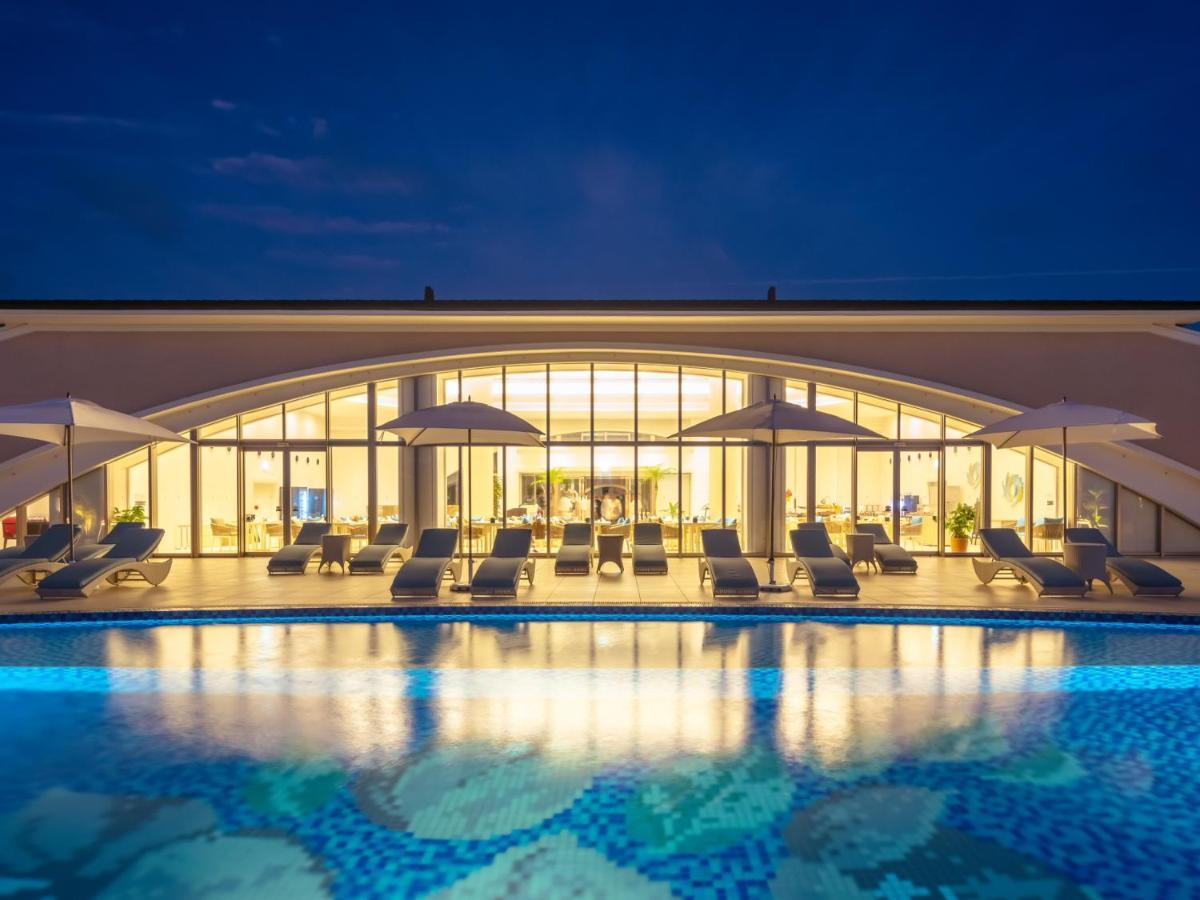 Miyakojima Kurima Resort Seawood Hotel Esterno foto